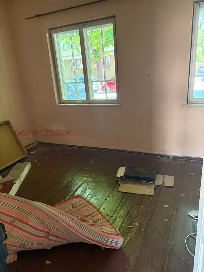 Продава КЪЩА, гр. Габрово, Център, снимка 3 - Къщи - 52783942