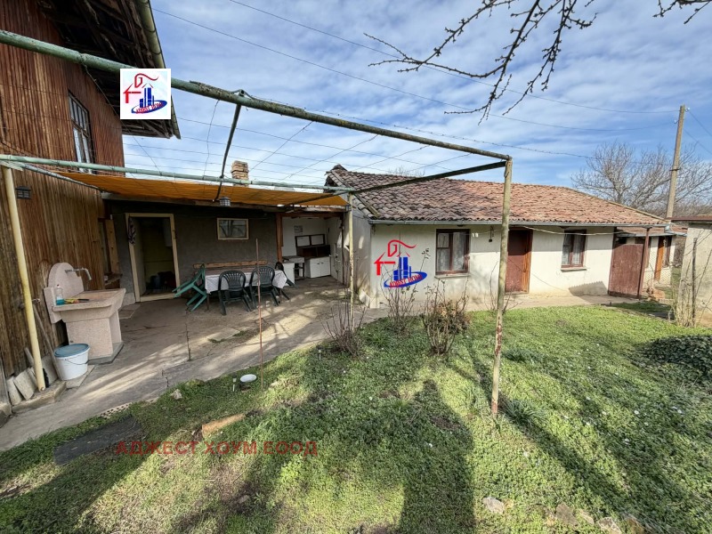 Продава КЪЩА, с. Радко Димитриево, област Шумен, снимка 3 - Къщи - 53563515