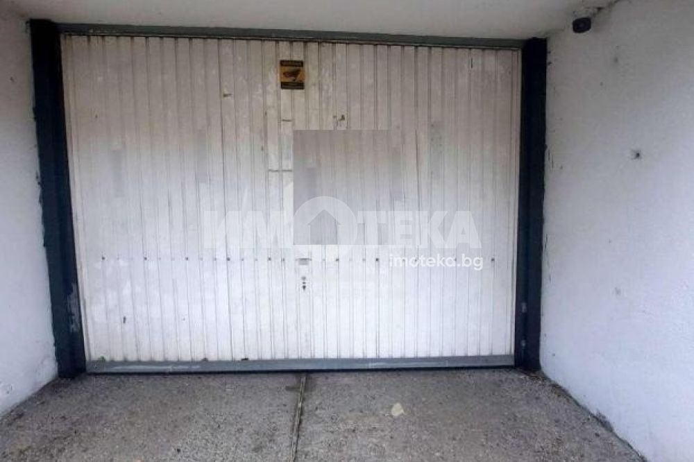 Продава ГАРАЖ, ПАРКОМЯСТО, гр. София, Редута