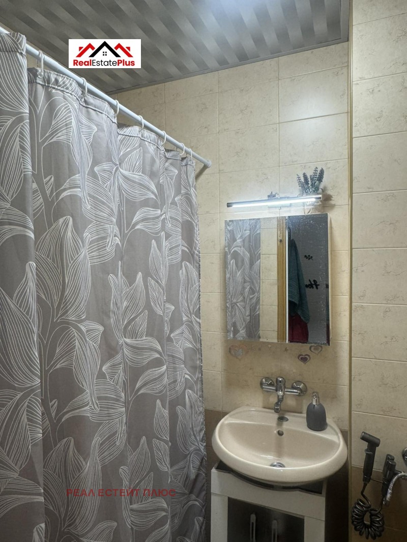 Продава 2-СТАЕН, гр. Ловеч, Широк център, снимка 9 - Апартаменти - 53199071