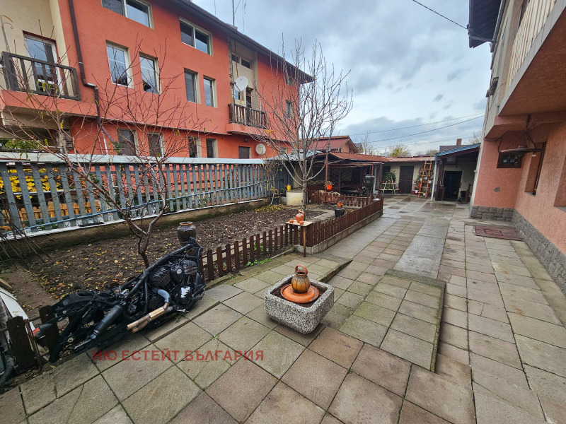 Продава КЪЩА, гр. София, Надежда 3, снимка 13 - Къщи - 52533153