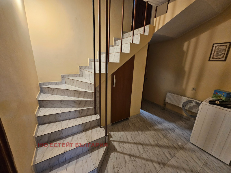 Продава КЪЩА, гр. София, Надежда 3, снимка 4 - Къщи - 52533153