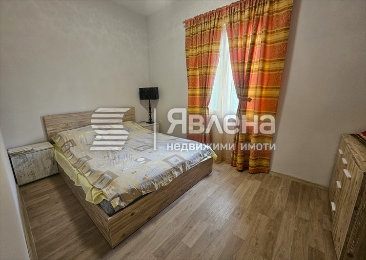 Продава КЪЩА, с. Свидня, област София област, снимка 6 - Къщи - 55905772