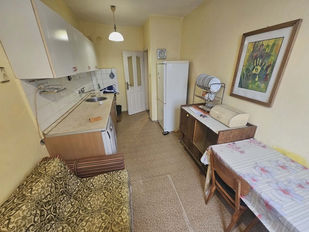 Продава 2-СТАЕН, гр. Кърджали, Център, снимка 2 - Апартаменти - 54063738