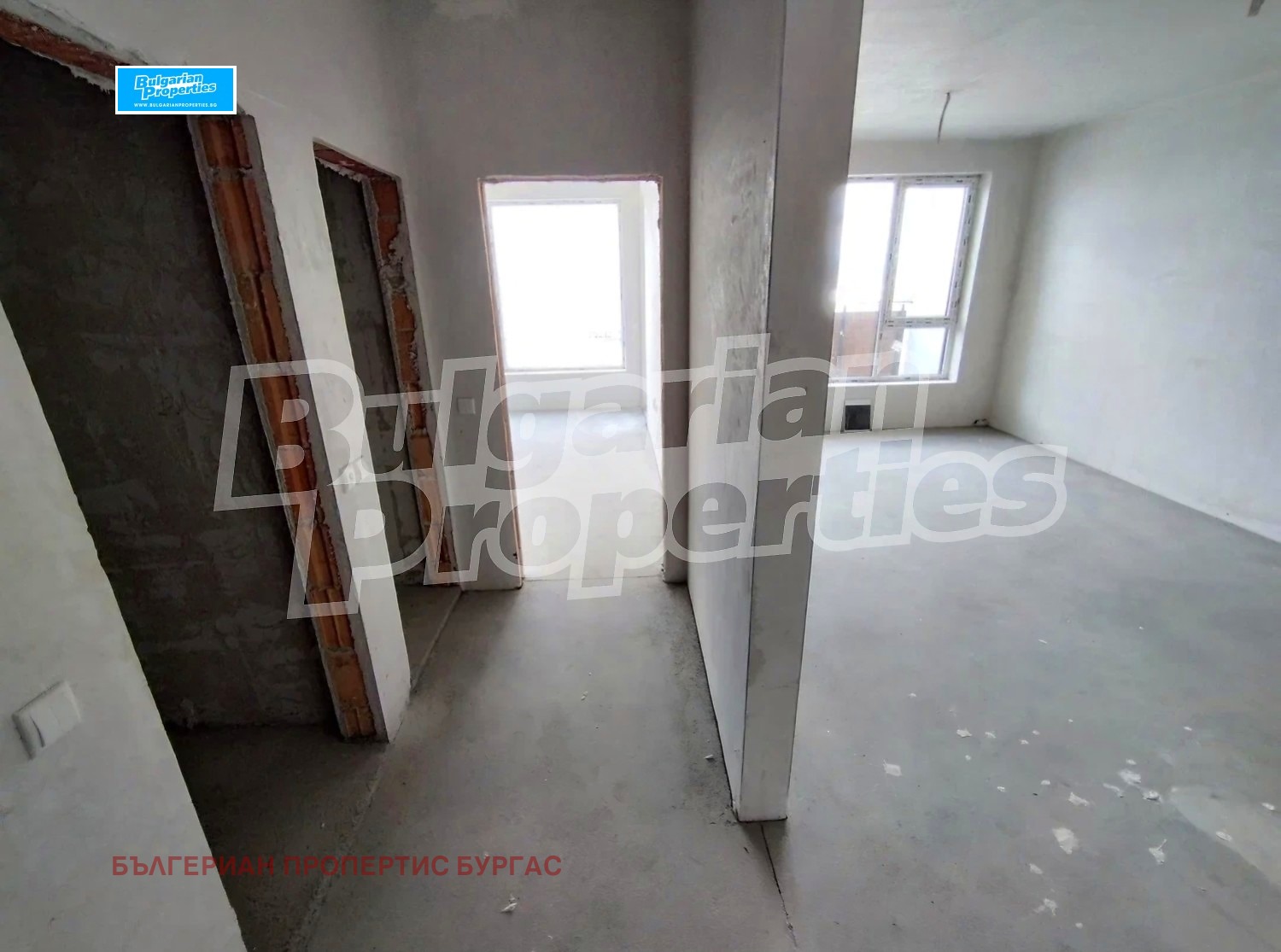 Продава 2-СТАЕН, гр. Бургас, Изгрев, снимка 4 - Апартаменти - 54163650