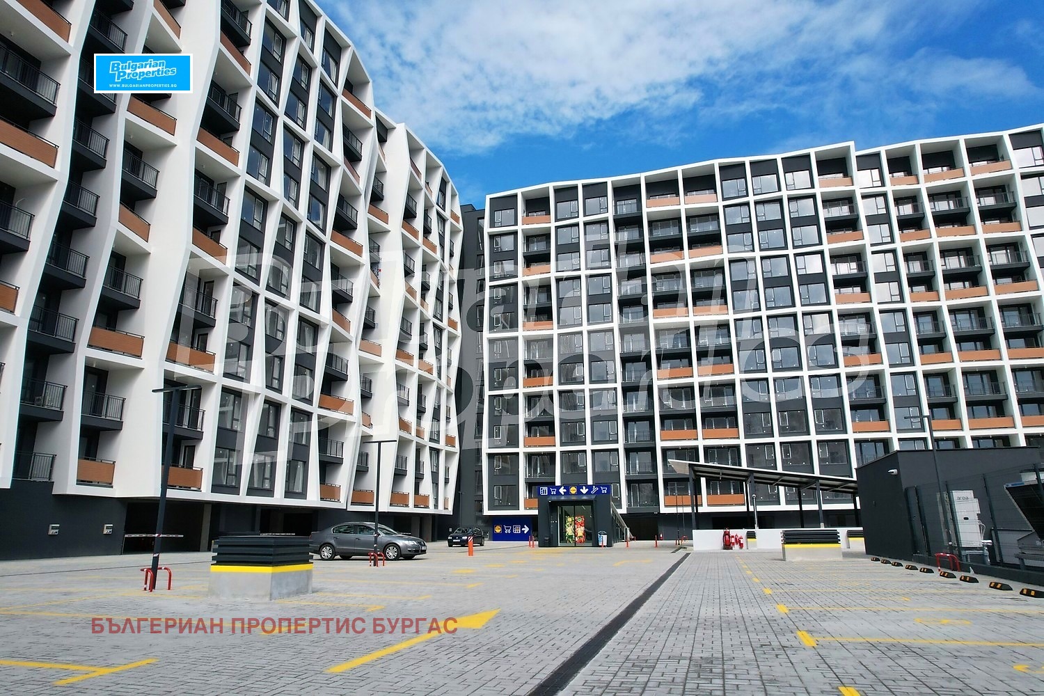 Продава 2-СТАЕН, гр. Бургас, Изгрев, снимка 2 - Апартаменти - 54163650