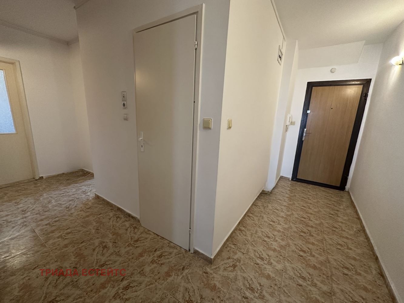 Продава 3-СТАЕН, гр. Бургас, Лазур, снимка 8 - Апартаменти - 54867919