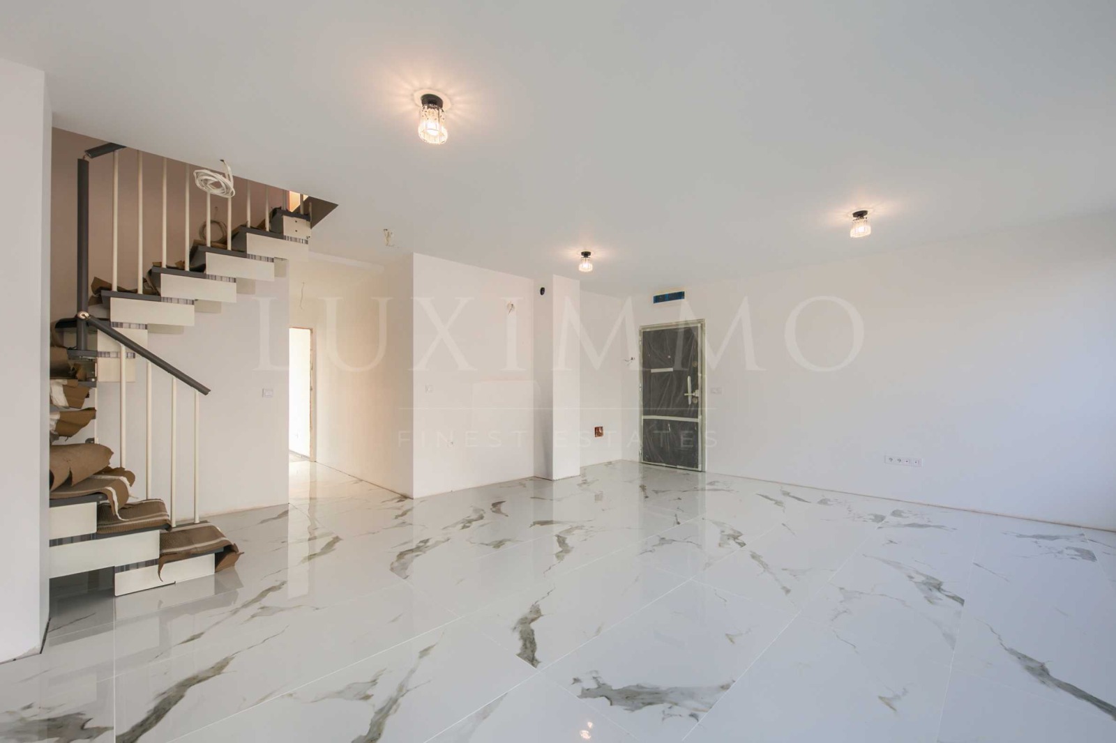 Продава МЕЗОНЕТ, гр. София, Витоша, снимка 2 - Апартаменти - 54213803