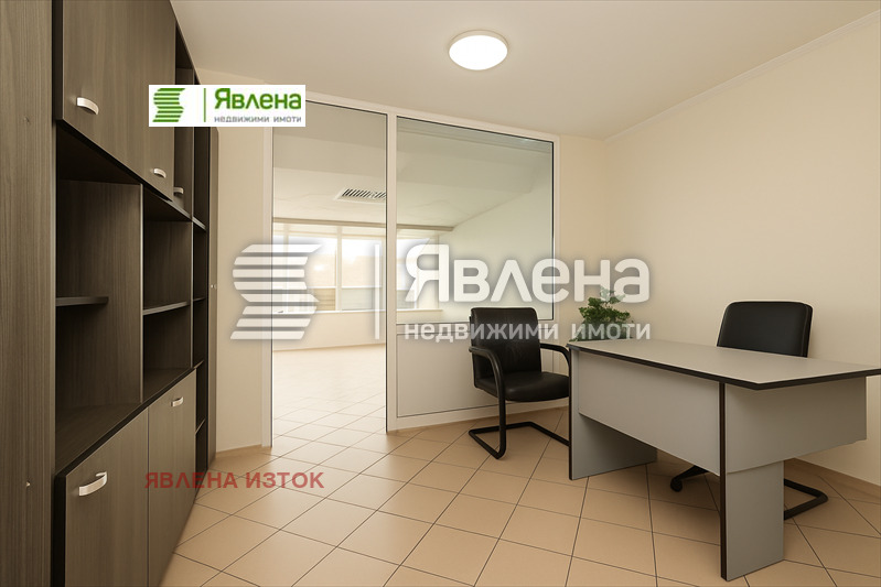 Продава 3-СТАЕН, гр. София, Медицинска академия, снимка 2 - Апартаменти - 50869574