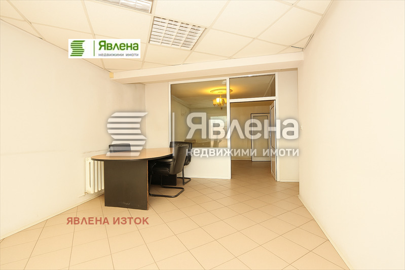 Продава 3-СТАЕН, гр. София, Медицинска академия, снимка 3 - Апартаменти - 50869574
