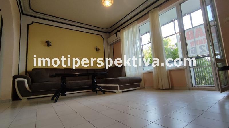 À venda  2 quartos Plovdiv , Kiutchuk Parij , 94 m² | 87037974 - imagem [2]