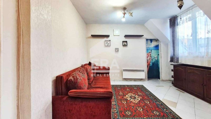 Продава 3-СТАЕН, гр. Варна, Център, снимка 2 - Апартаменти - 53428575