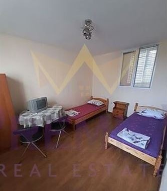 Продава ЕТАЖ ОТ КЪЩА, гр. Бургас, Ветрен, снимка 5 - Етаж от къща - 53433431