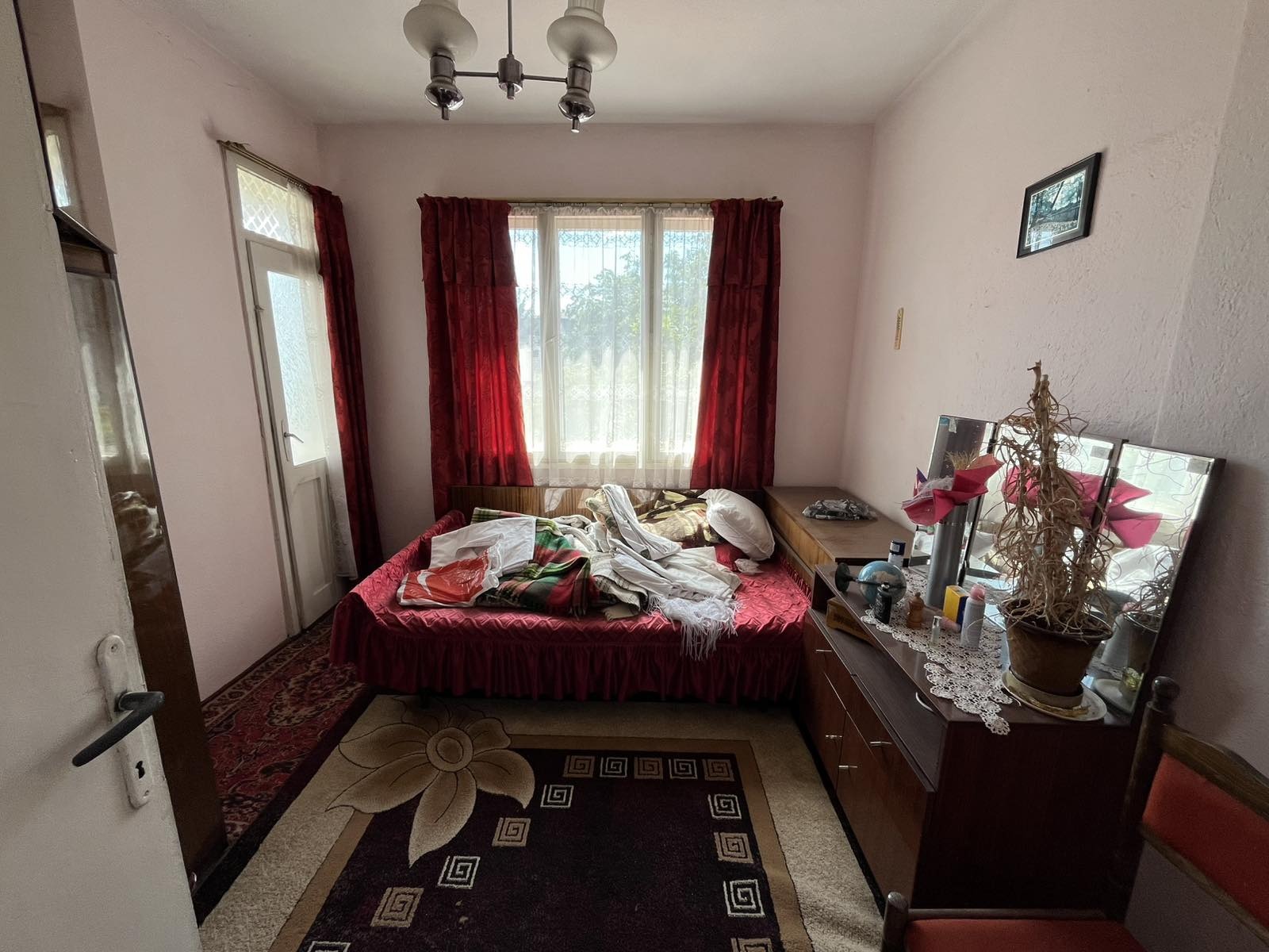 Продава ЕТАЖ ОТ КЪЩА, гр. Казанлък, област Стара Загора, снимка 5 - Етаж от къща - 55583983