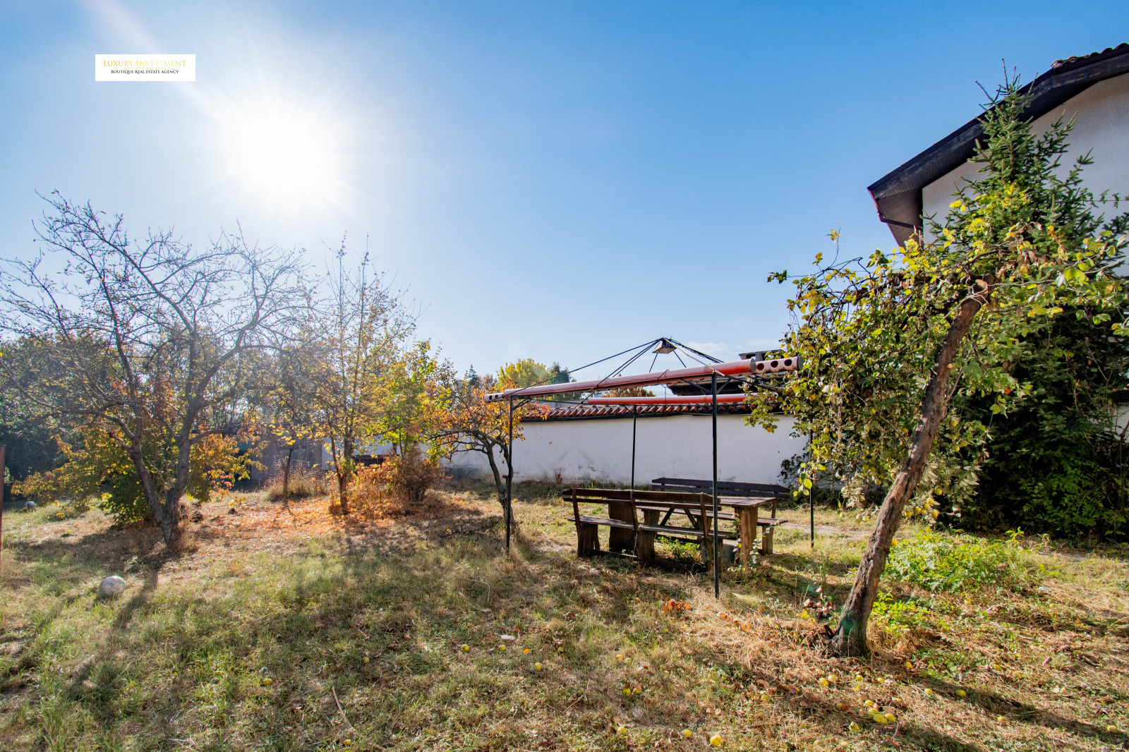Продава КЪЩА, гр. София, Суходол, снимка 10 - Къщи - 56613000