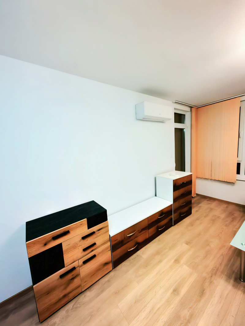 Na prodej  1 ložnice Sofia , Vrabnica 1 , 62 m2 | 59263455 - obraz [4]