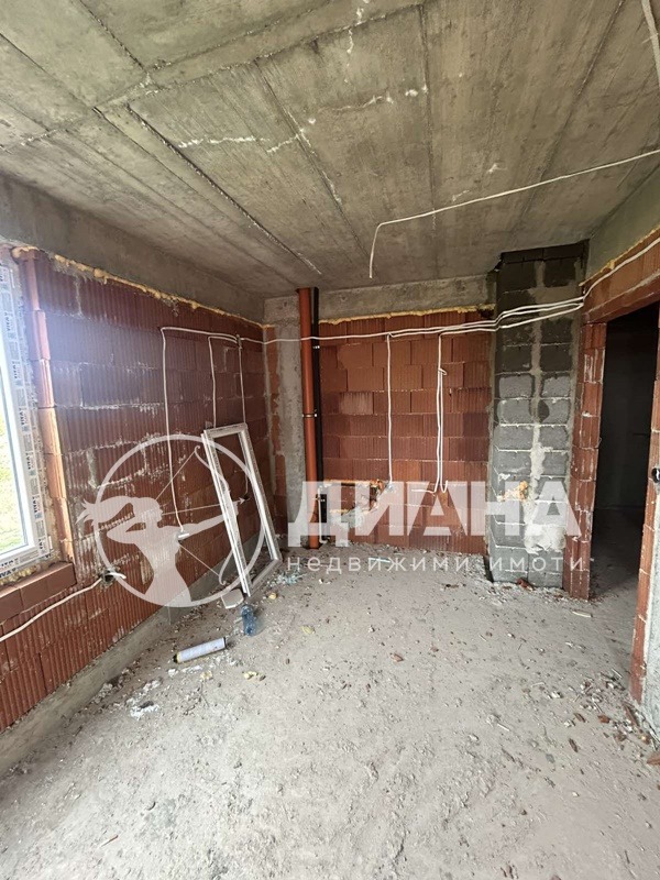 Продава 2-СТАЕН, гр. Пловдив, Остромила, снимка 3 - Апартаменти - 52621009