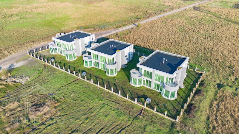 Продава КЪЩА, гр. Ахелой, област Бургас, снимка 2 - Къщи - 52987628