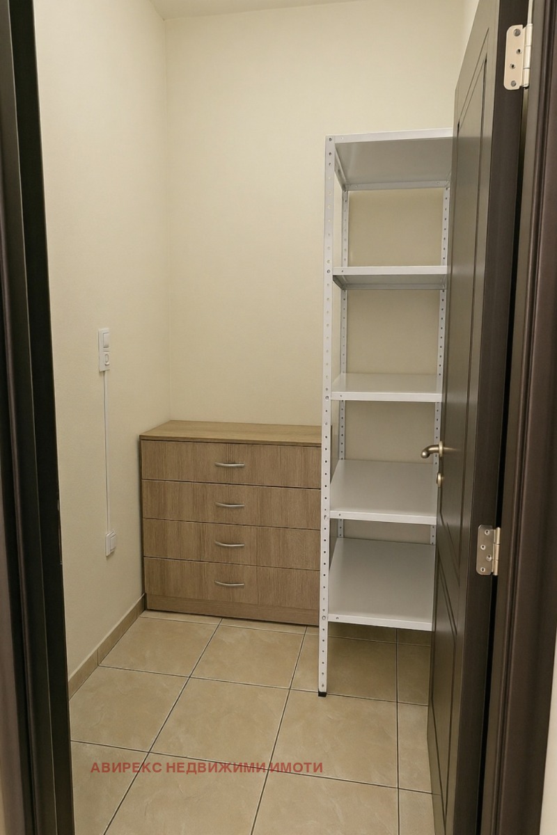 In vendita  Negozio Plovdiv , Iugen , 30 mq | 87607389 - Immagine [3]