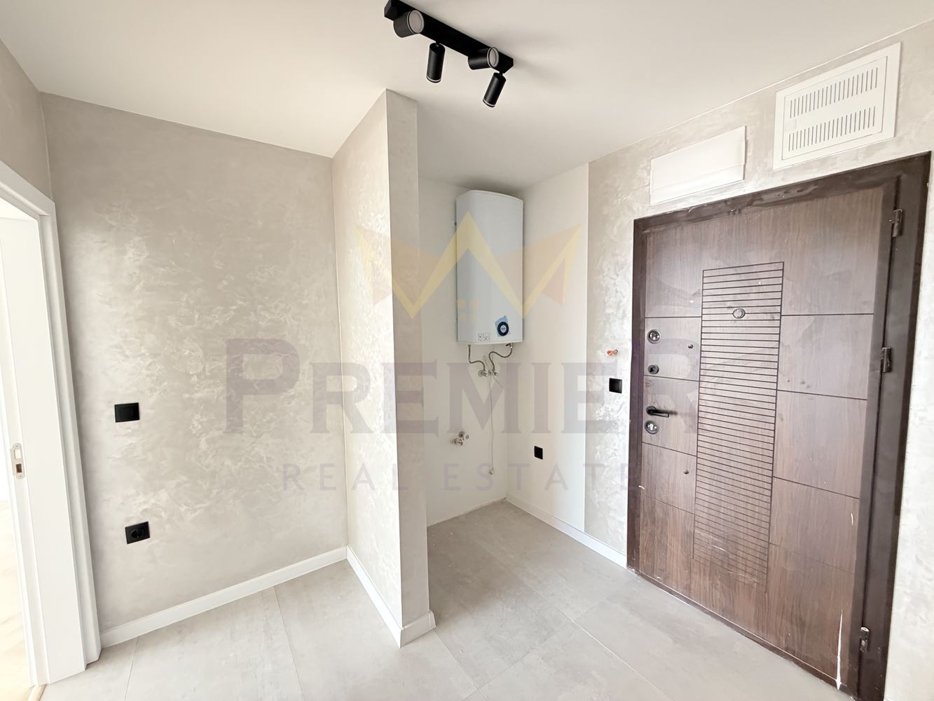 Продава 2-СТАЕН, гр. Варна, ХЕИ, снимка 6 - Апартаменти - 56531214