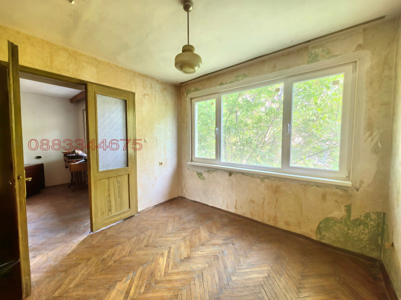 Продава  3-стаен град Благоевград , Широк център , 66 кв.м | 39036045 - изображение [3]