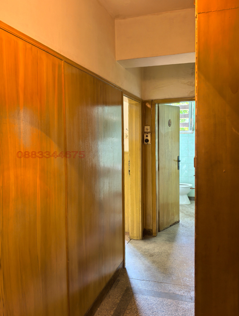 Продава  3-стаен град Благоевград , Широк център , 66 кв.м | 39036045 - изображение [5]