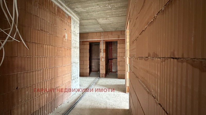 Продава МНОГОСТАЕН, гр. Габрово, Център, снимка 7 - Aпартаменти - 48245950