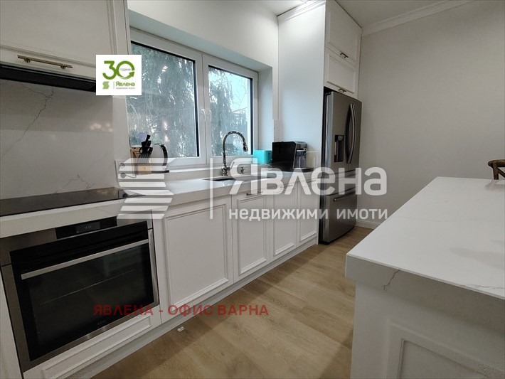 Продава КЪЩА, гр. Варна, Гръцка махала, снимка 7 - Къщи - 49069961