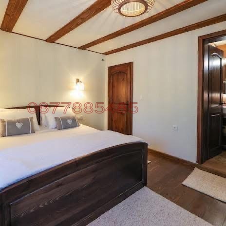 Продава КЪЩА, с. Лещен, област Благоевград, снимка 11 - Къщи - 52575344