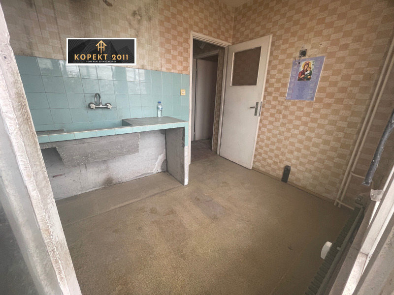 Продава 2-СТАЕН, гр. Русе, Родина 1, снимка 2 - Апартаменти - 52800830