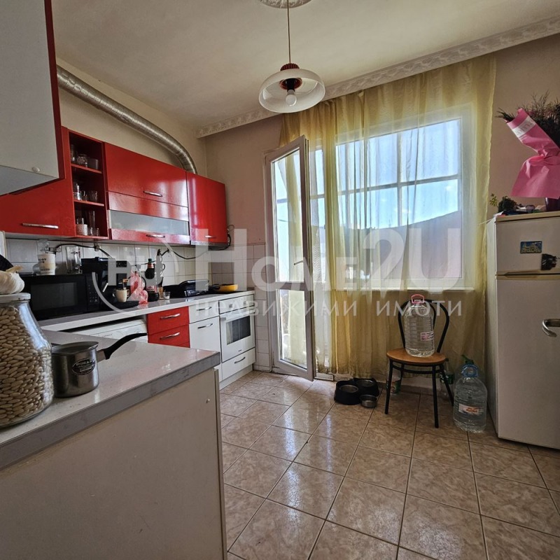 Продава  3-стаен град Варна , Погреби , 79 кв.м | 49899994