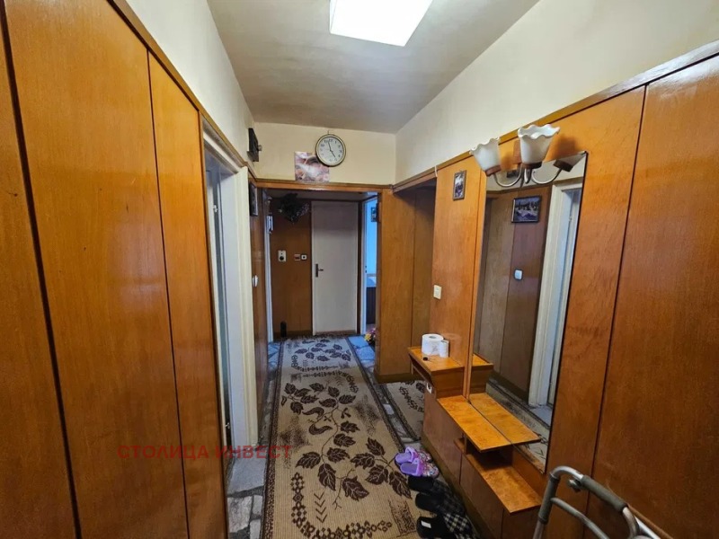 Продава 3-СТАЕН, гр. Русе, Чародейка - Юг