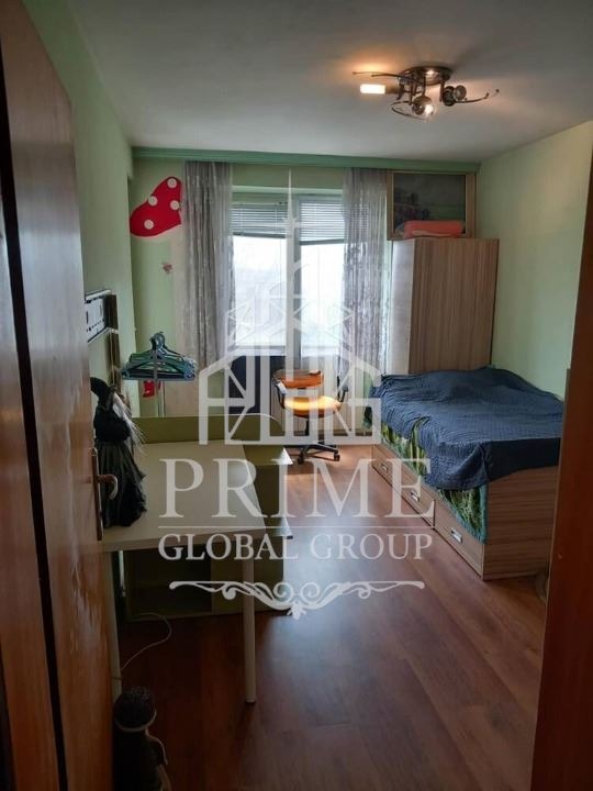 Продава МНОГОСТАЕН, гр. Айтос, област Бургас, снимка 2 - Апартаменти - 54513145