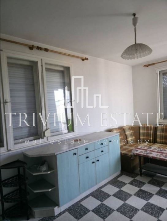 Продава ЕТАЖ ОТ КЪЩА, гр. Пловдив, Прослав, снимка 12 - Етаж от къща - 54341889