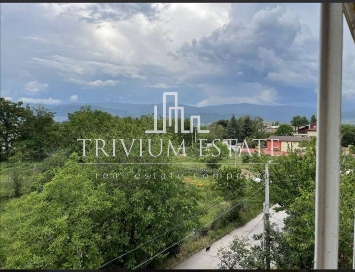 Продава ЕТАЖ ОТ КЪЩА, гр. Пловдив, Прослав, снимка 14 - Етаж от къща - 54341889