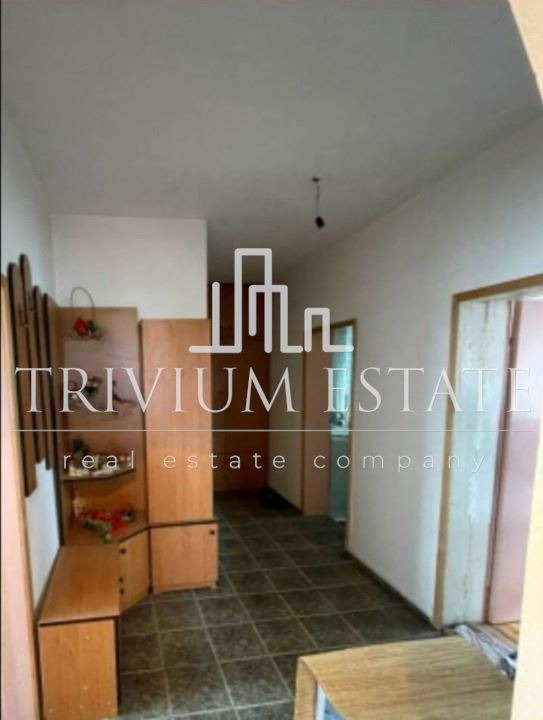 Продава ЕТАЖ ОТ КЪЩА, гр. Пловдив, Прослав, снимка 3 - Етаж от къща - 54341889