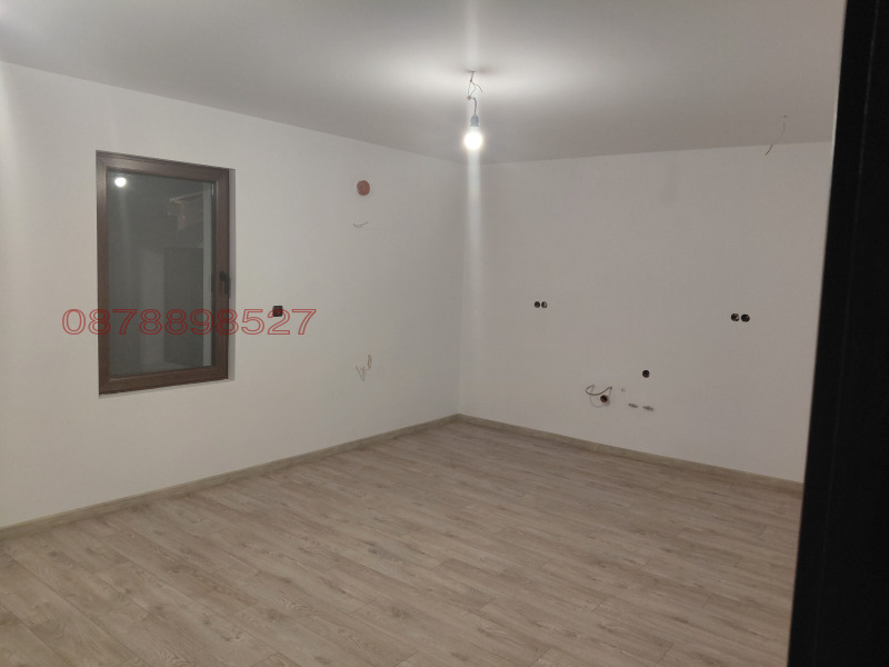 Продава КЪЩА, гр. Пирдоп, област София област, снимка 13 - Къщи - 53250618