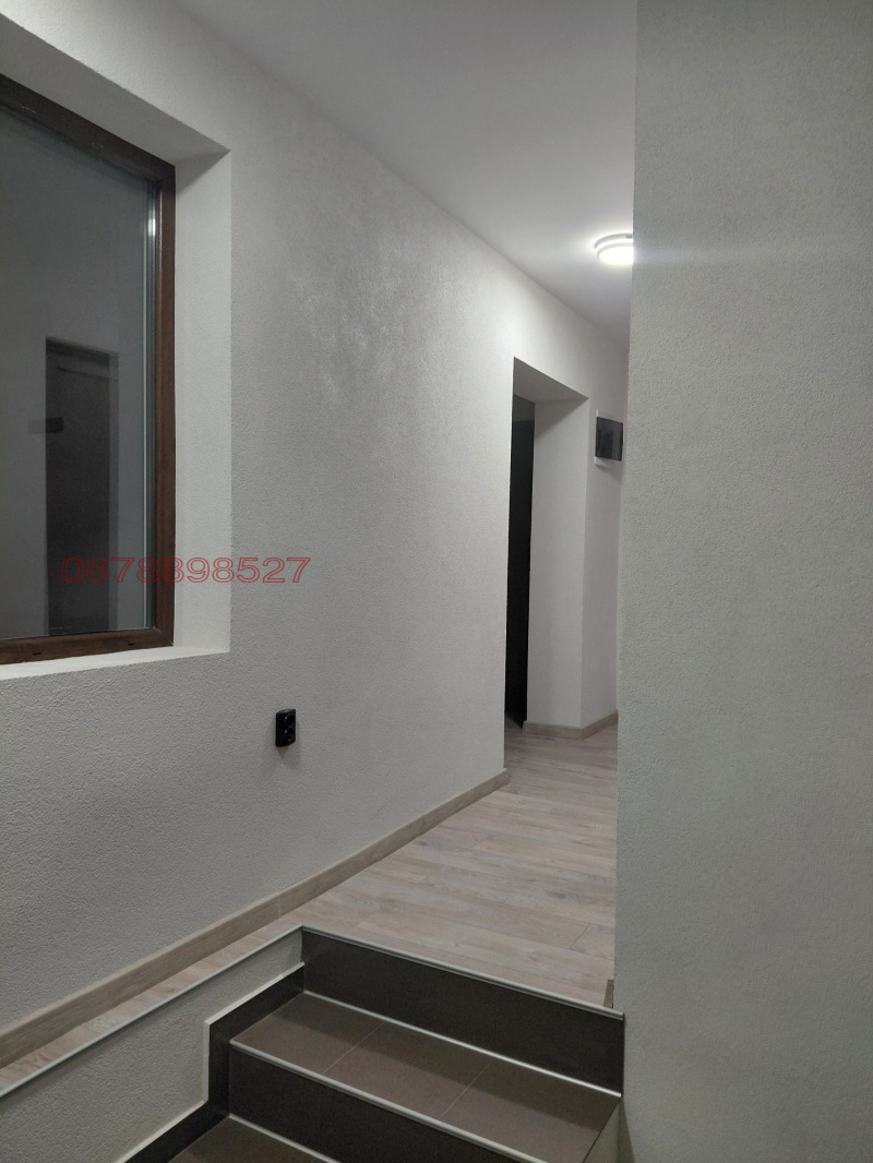 Продава КЪЩА, гр. Пирдоп, област София област, снимка 2 - Къщи - 53250618