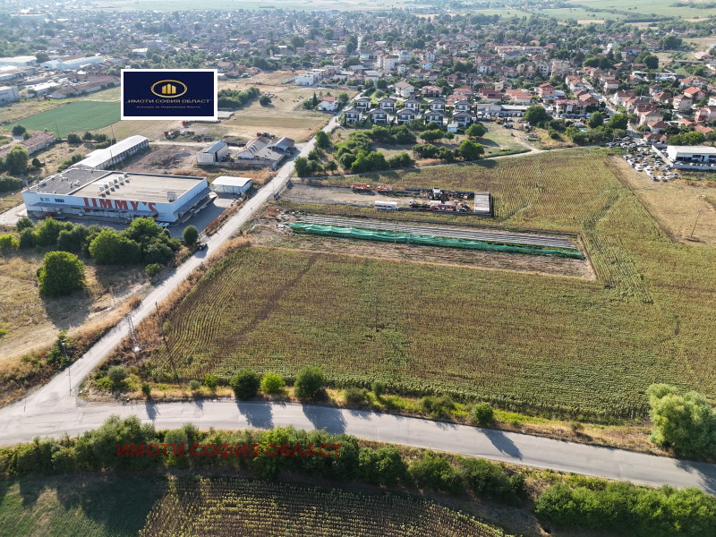 À venda  Trama região Sófia , Kostinbrod , 4229 m² | 50516746
