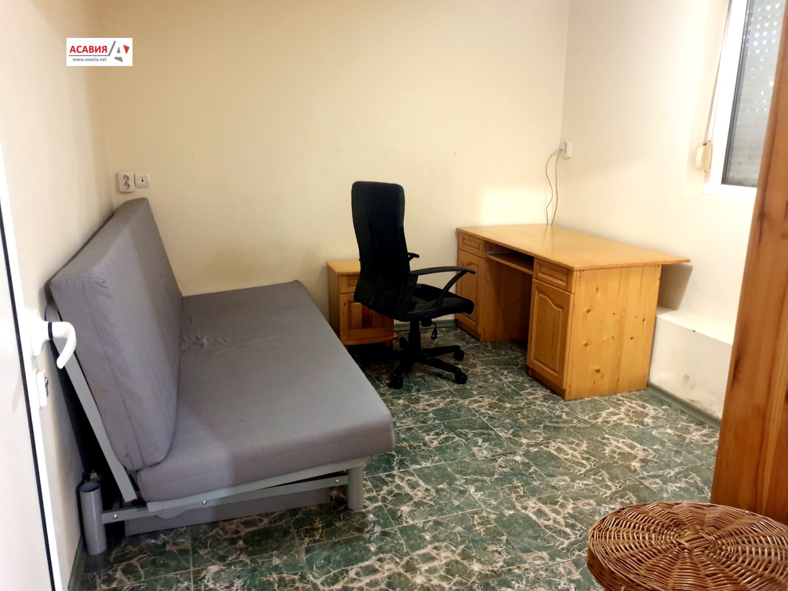 Продава КЪЩА, гр. Ловеч, Младост, снимка 10 - Къщи - 54628097