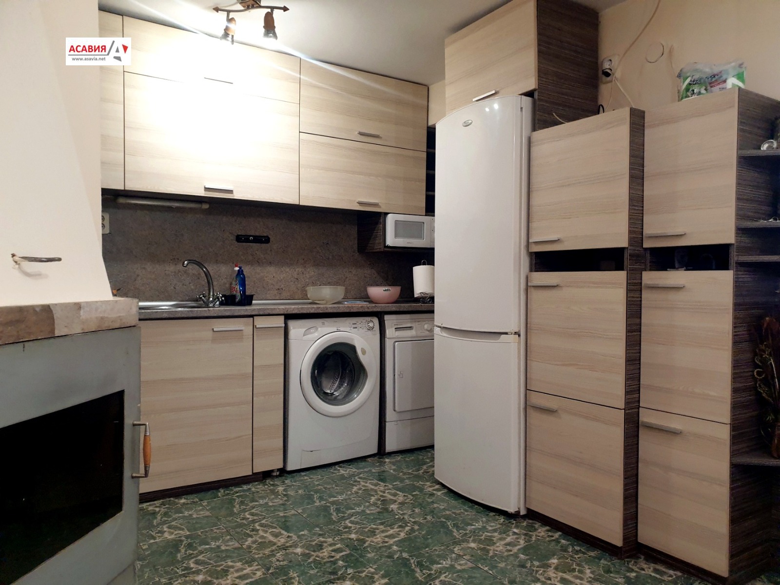 Продава КЪЩА, гр. Ловеч, Младост, снимка 2 - Къщи - 54628097