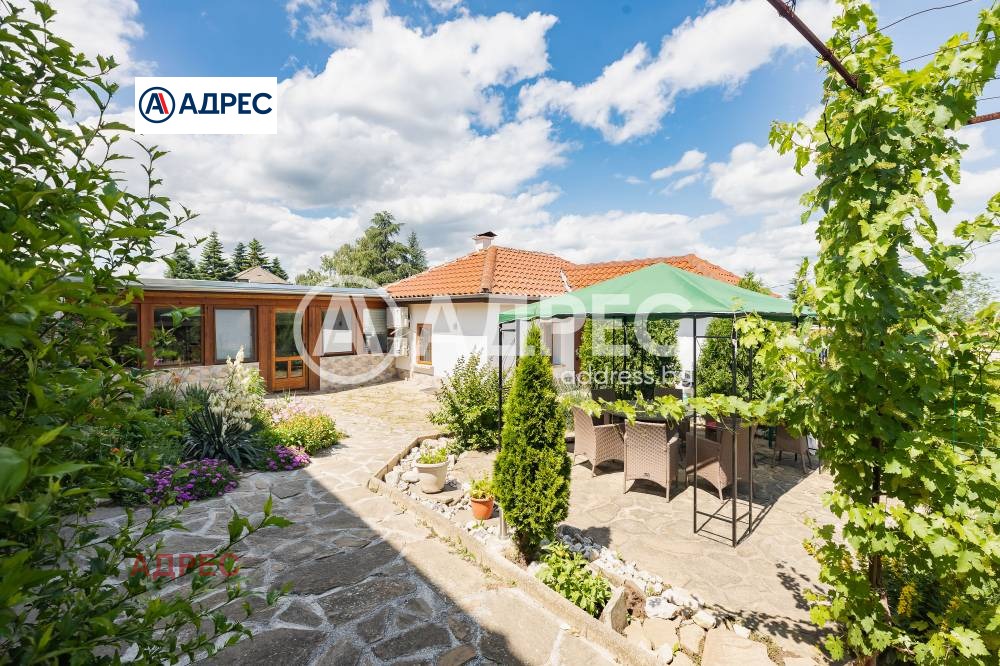Продава КЪЩА, с. Приселци, област Варна