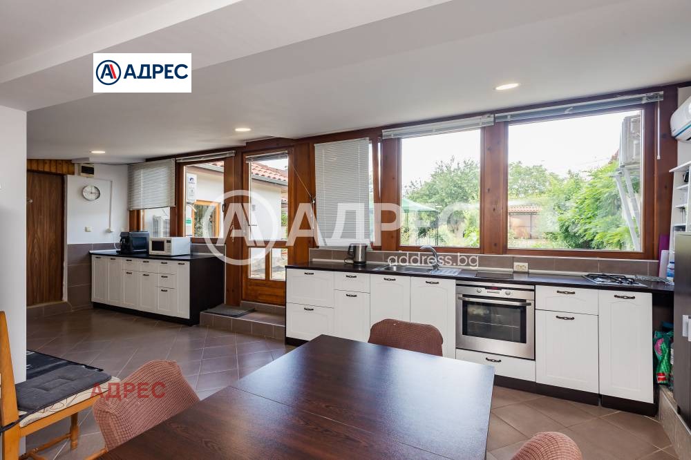 Продава КЪЩА, с. Приселци, област Варна, снимка 13 - Къщи - 55804041