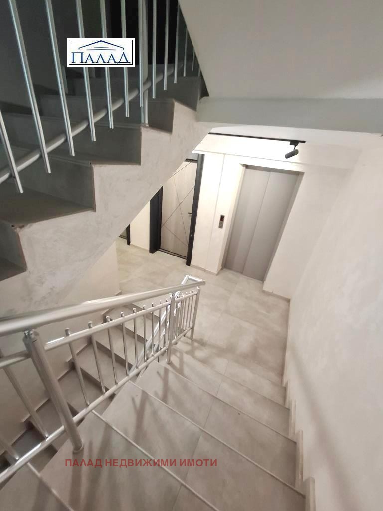 Продава 2-СТАЕН, гр. Варна, Център, снимка 11 - Апартаменти - 52170141