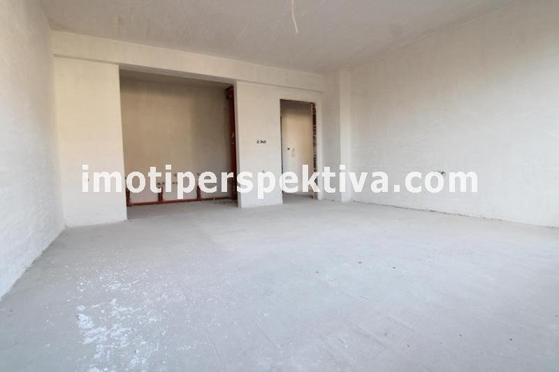 Продава 3-СТАЕН, гр. Пловдив, Кючук Париж, снимка 2 - Апартаменти - 52494317