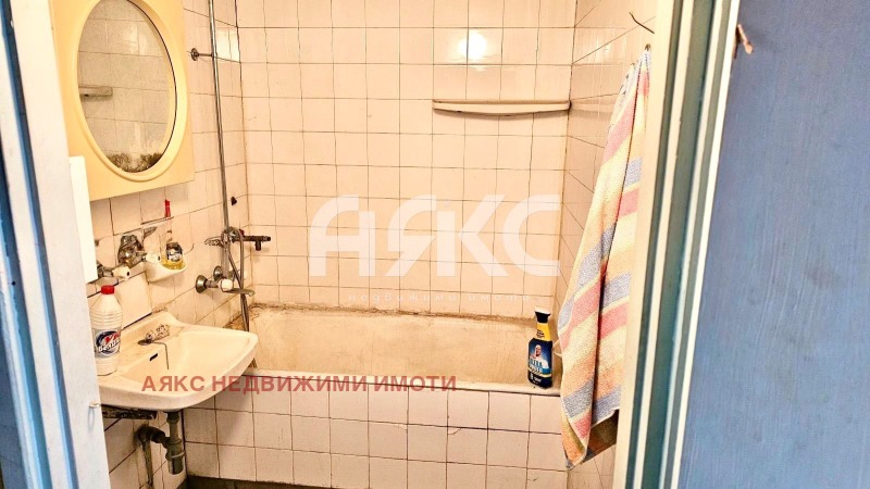 Продава 3-СТАЕН, гр. София, Банишора, снимка 4 - Апартаменти - 53246233