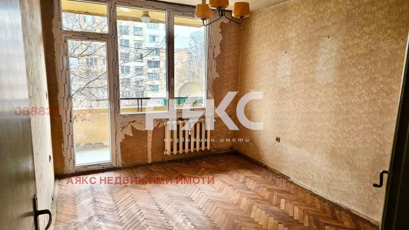 Продава 3-СТАЕН, гр. София, Банишора, снимка 2 - Апартаменти - 53246233
