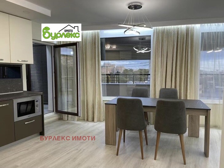 Продава 3-СТАЕН, гр. Варна, Трошево