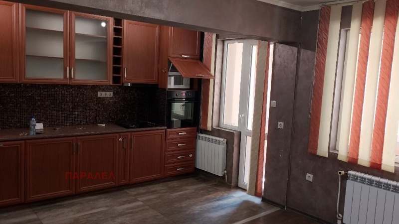 На продаж  3 кімнатна Добрич , Център , 120 кв.м | 68610166 - зображення [2]