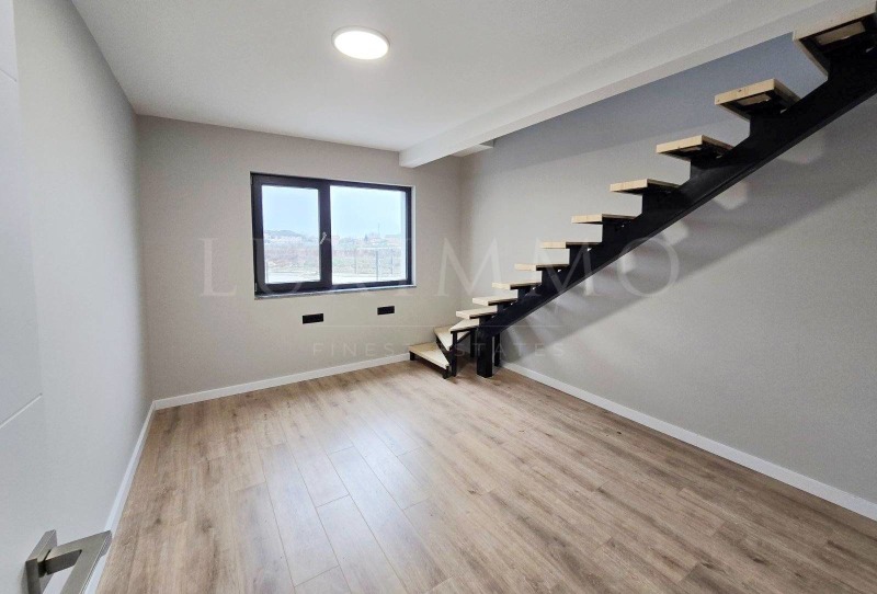 Продава КЪЩА, с. Радиново, област Пловдив, снимка 5 - Къщи - 53046788